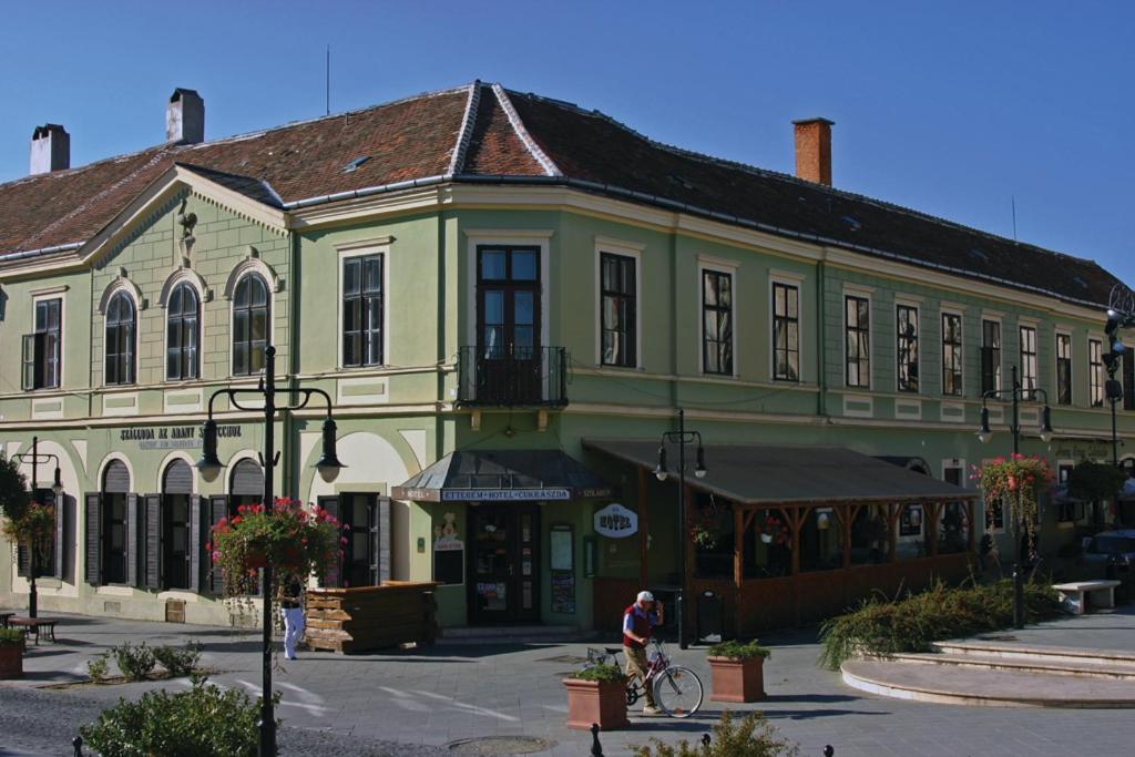 Arany Strucc Hotel Kőszeg Exterior foto